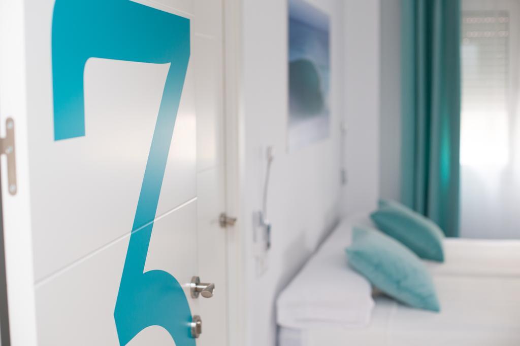 L'Boutique Tarifa Hotel Ngoại thất bức ảnh